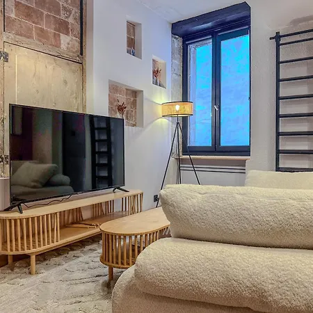Apartment Les Antiquaires *