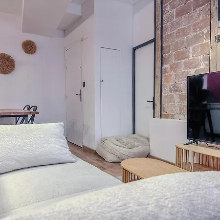Apartment Les Antiquaires
